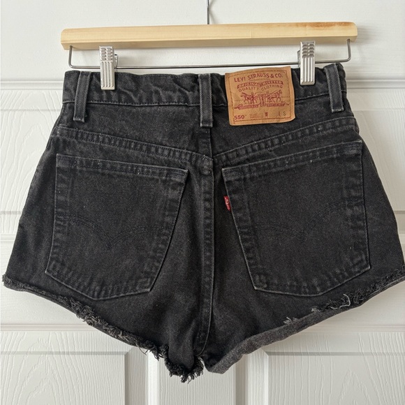 Levi’s denim shorts - Picture 2 of 2